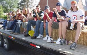 Chadron State freshmen enjoy burgers from last year's Jump Start barbecue.
